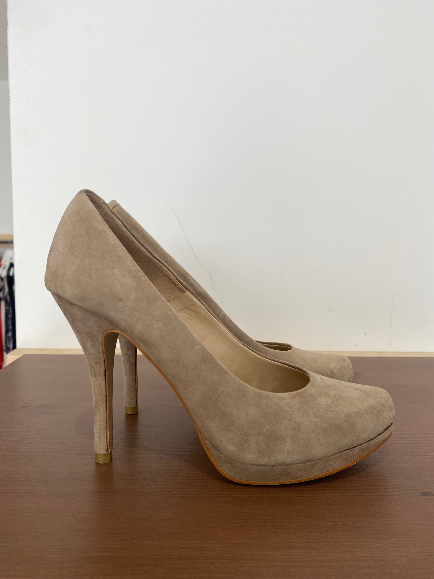 Dune Beige Suede Heels Size 5