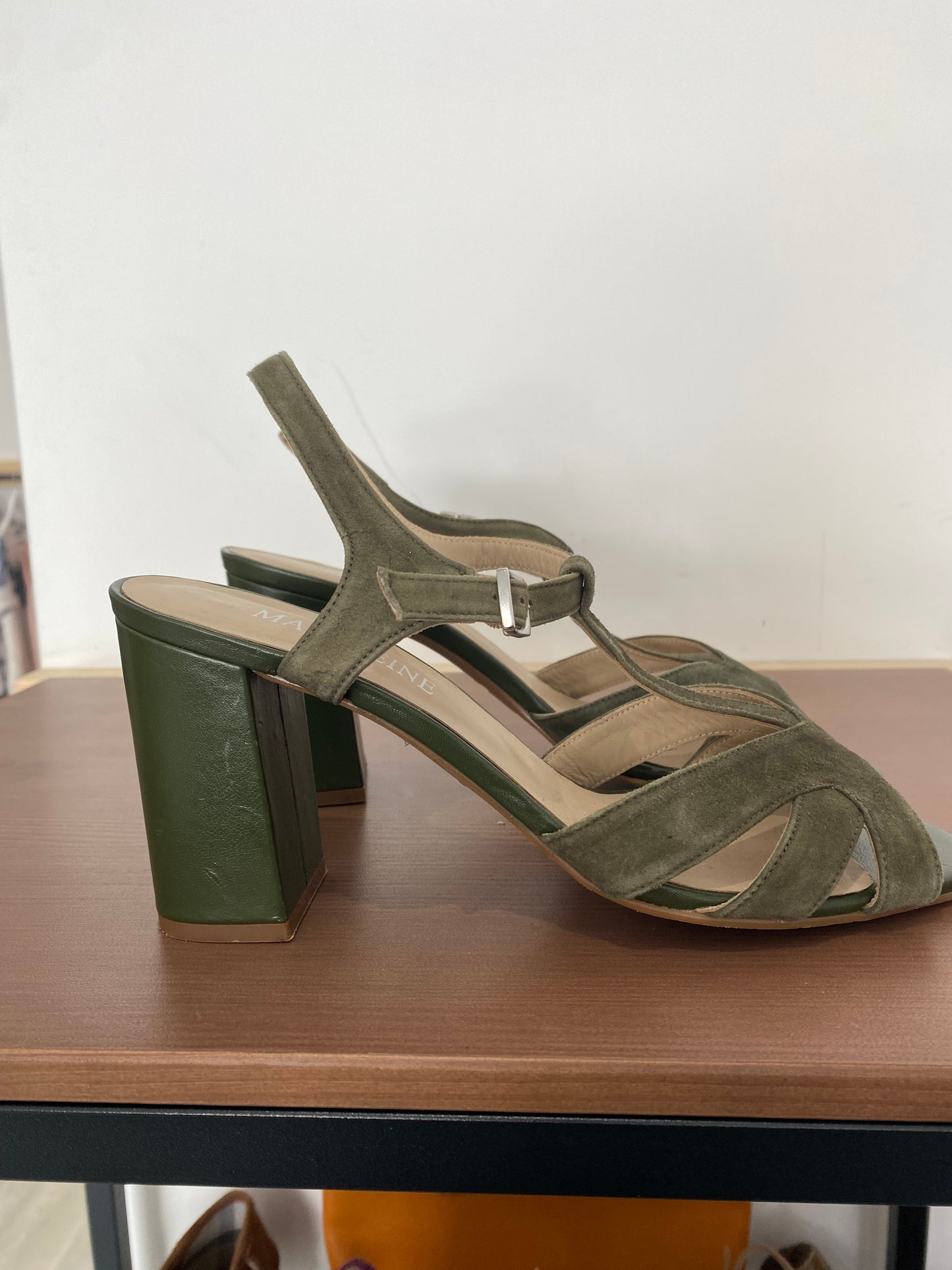 Madeleine Sage Green Sandals Size 6