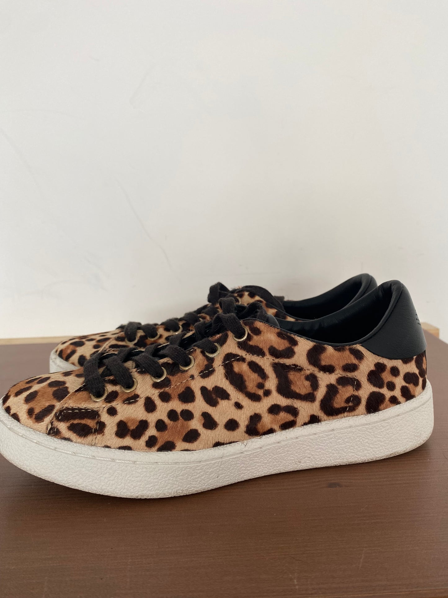 Karen Millen Leopard Print Trainers Size 4