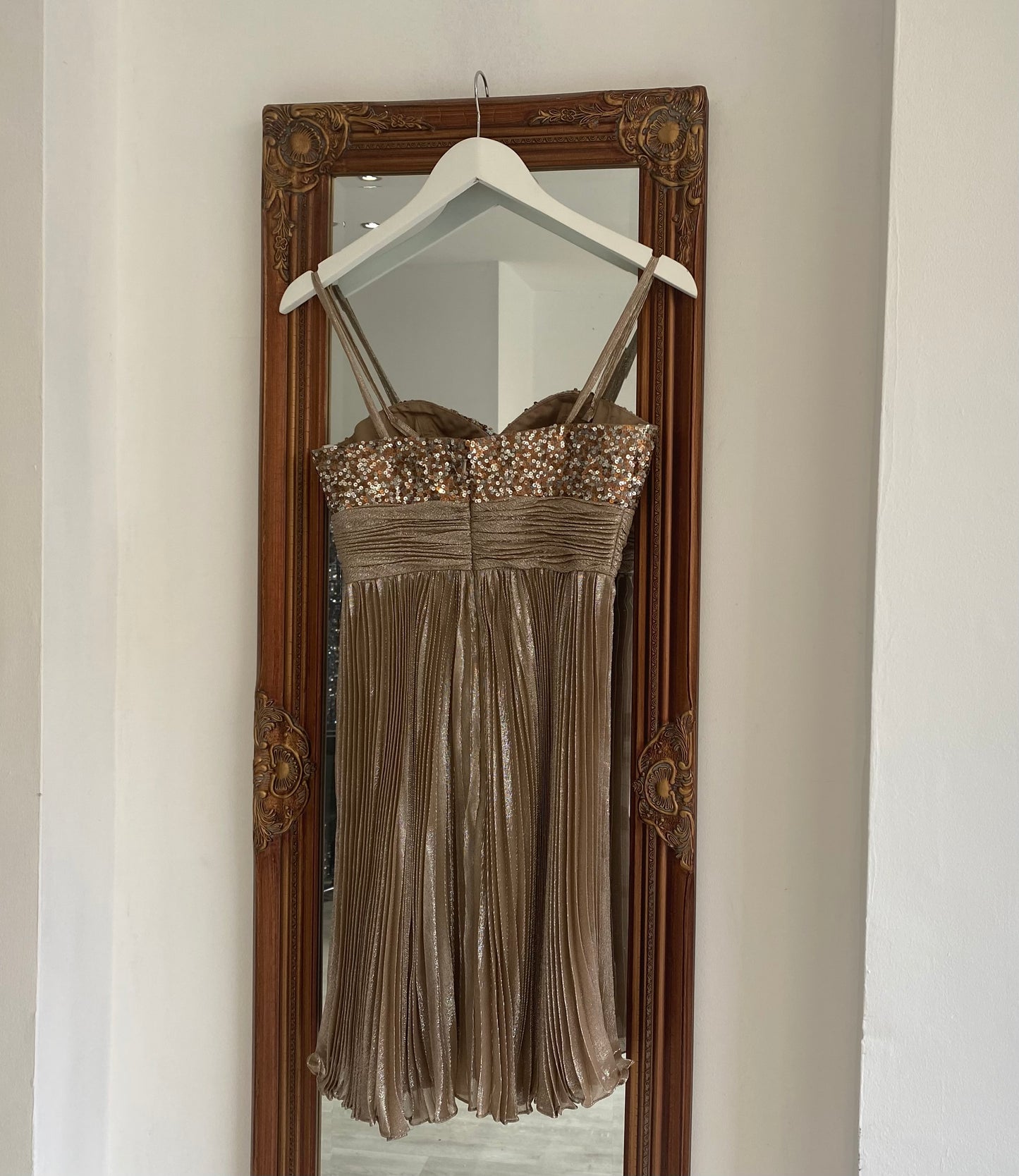 Sherri Hill Gold Sequin and Pleated Dress Size 6
