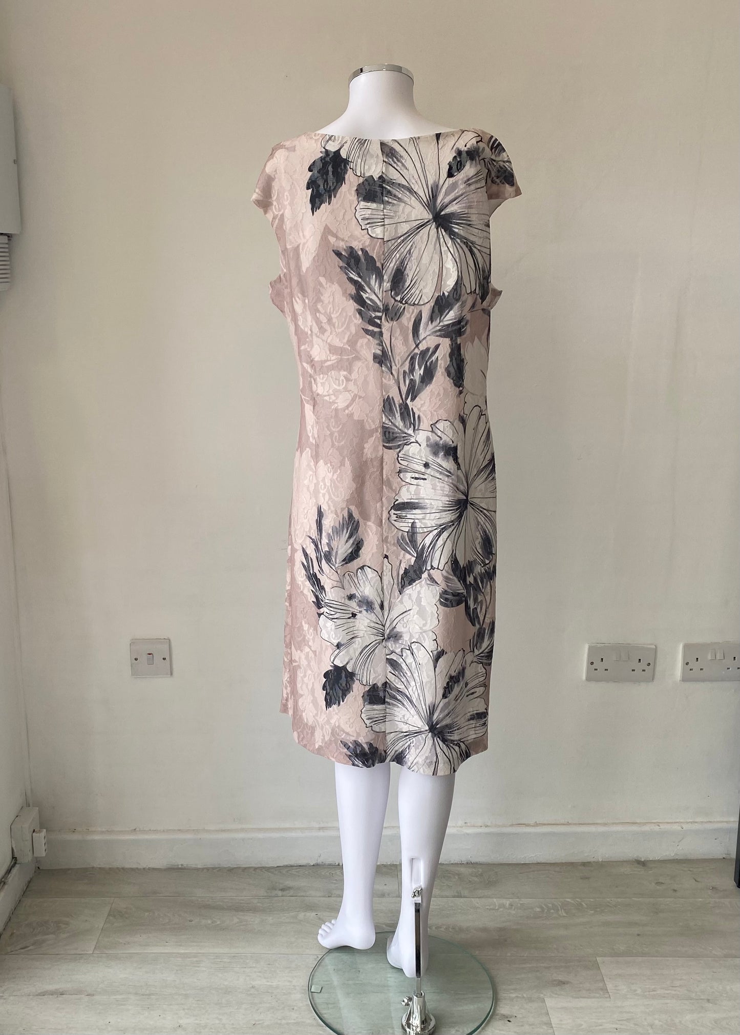 Roman Floral Print Dress Size 18