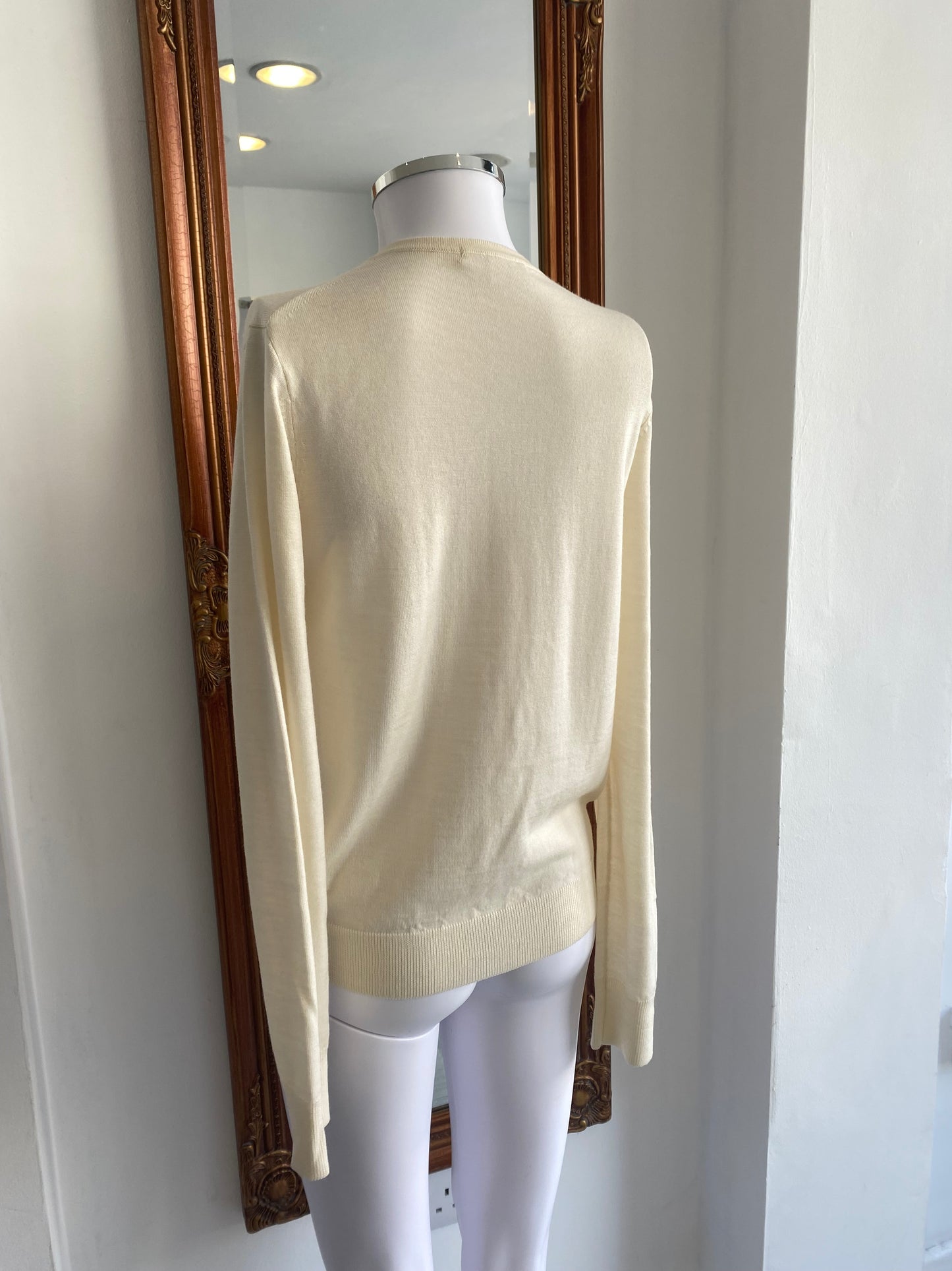 Uniqlo Cream Cardigan Size Small 8-10