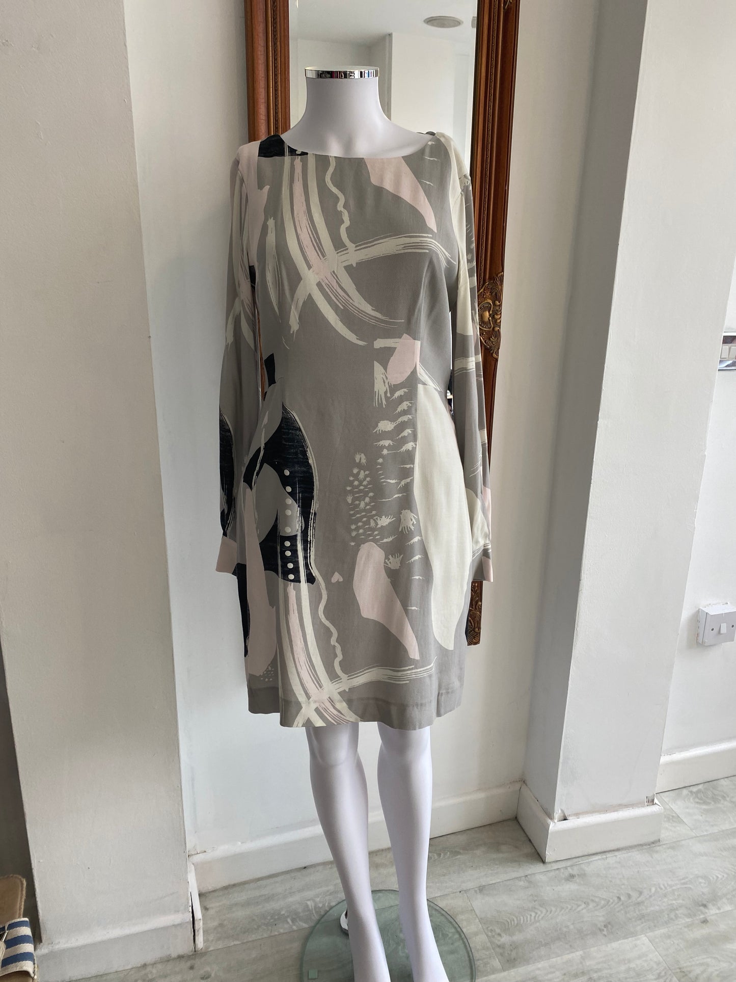 Oliver Bonas Grey Printed Dress Size 8