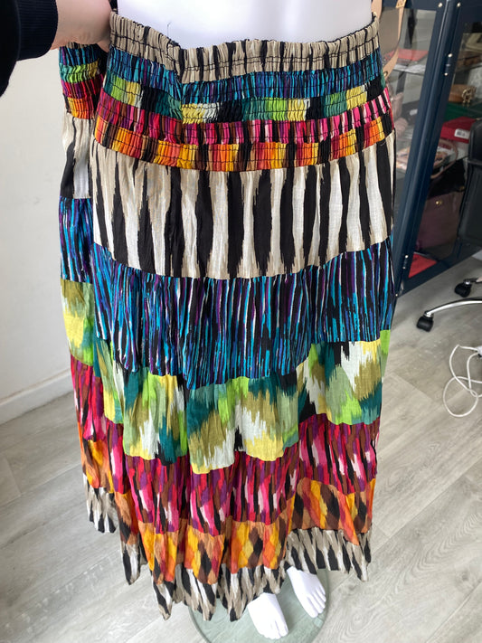 Klass Tiered Aztec Print Skirt Size 16