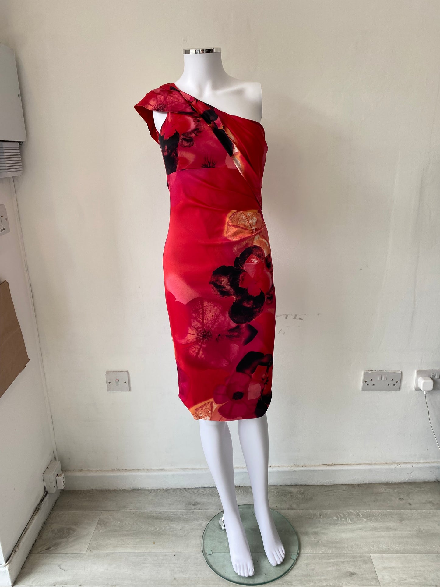 Karen Millen Red Floral Off Shoulder Dress Size 8-10