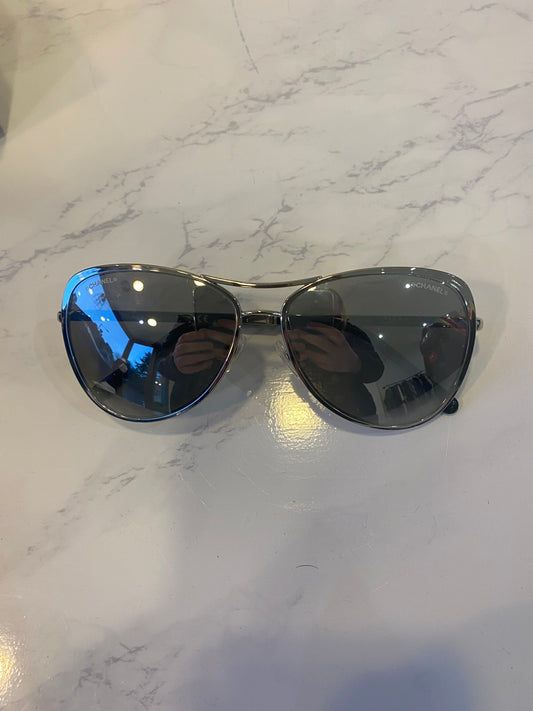 Chanel Pilot Mirrored Sunglasses with Box and Case