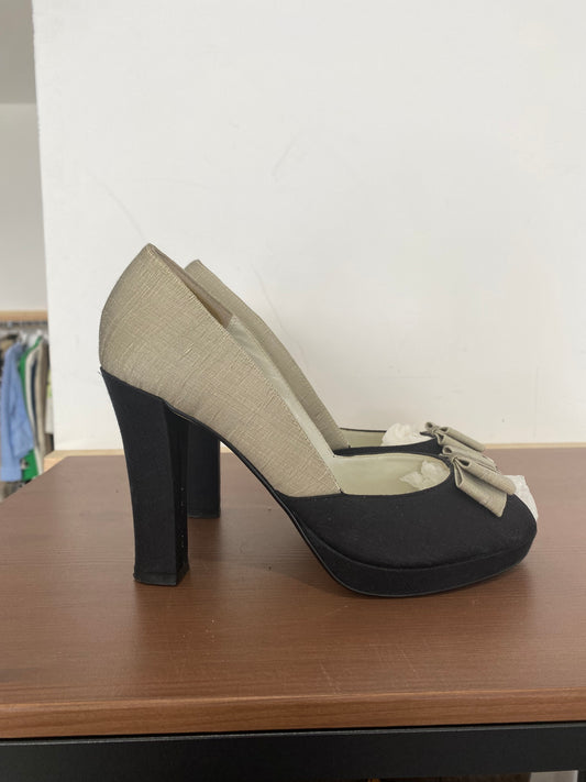 Precis Petite Black Fabric Court Shoes Size 5 with Matching Handbag and Fascinator