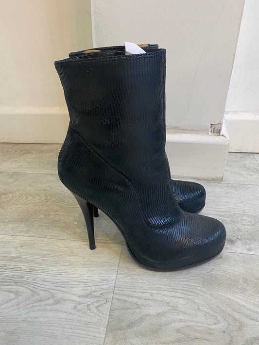 Dune Textured Leather Platform Heeled Boots Size 8