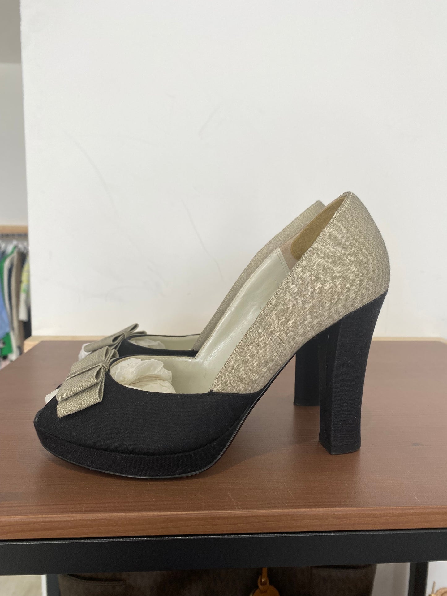 Precis Petite Black Fabric Court Shoes Size 5 with Matching Handbag and Fascinator