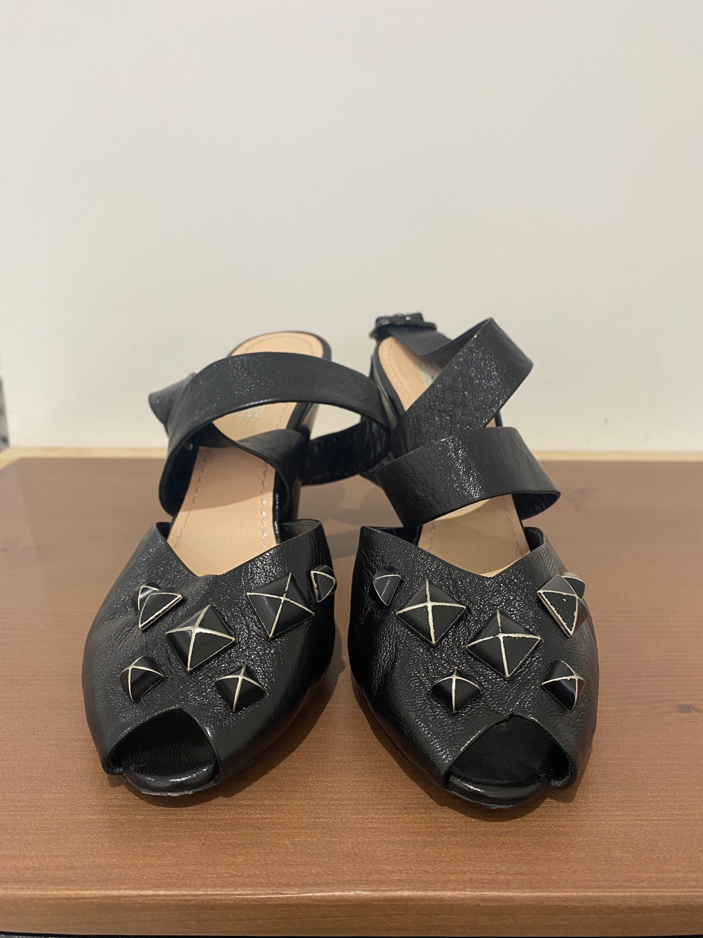 Marc Jacobs Black Leather Studded Shoes Size 7 (fit like a 6.5)