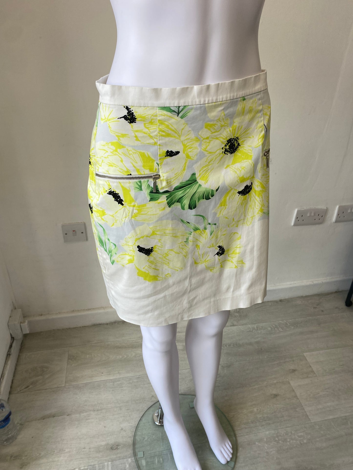 French Connection Yellow Floral Skirt Size 10