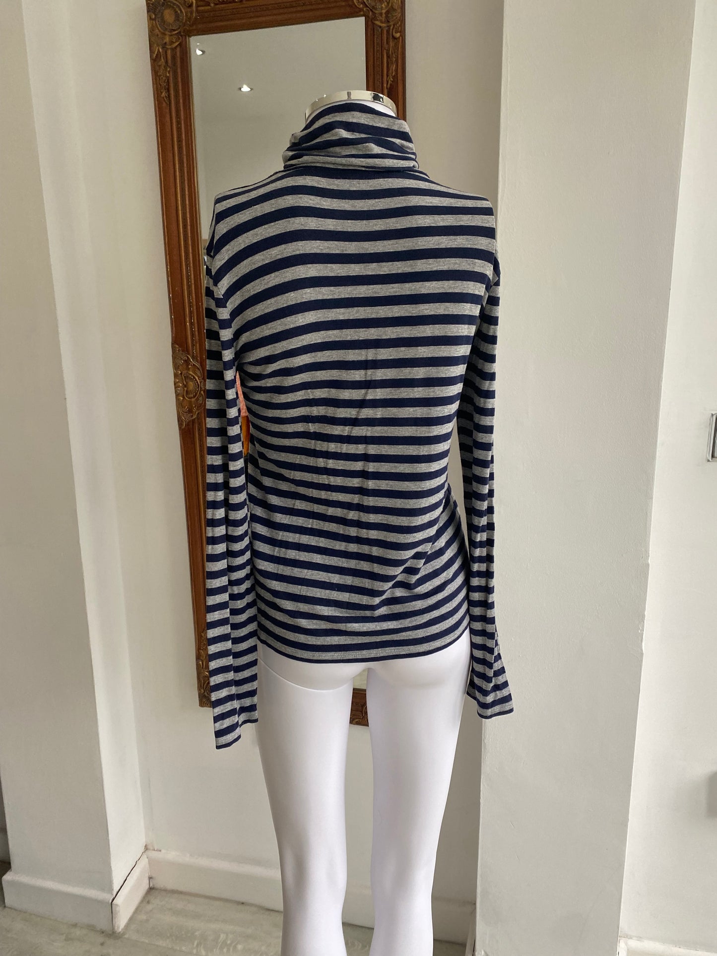 Hobbs Striped Long Sleeved Top Size 8-10 Small