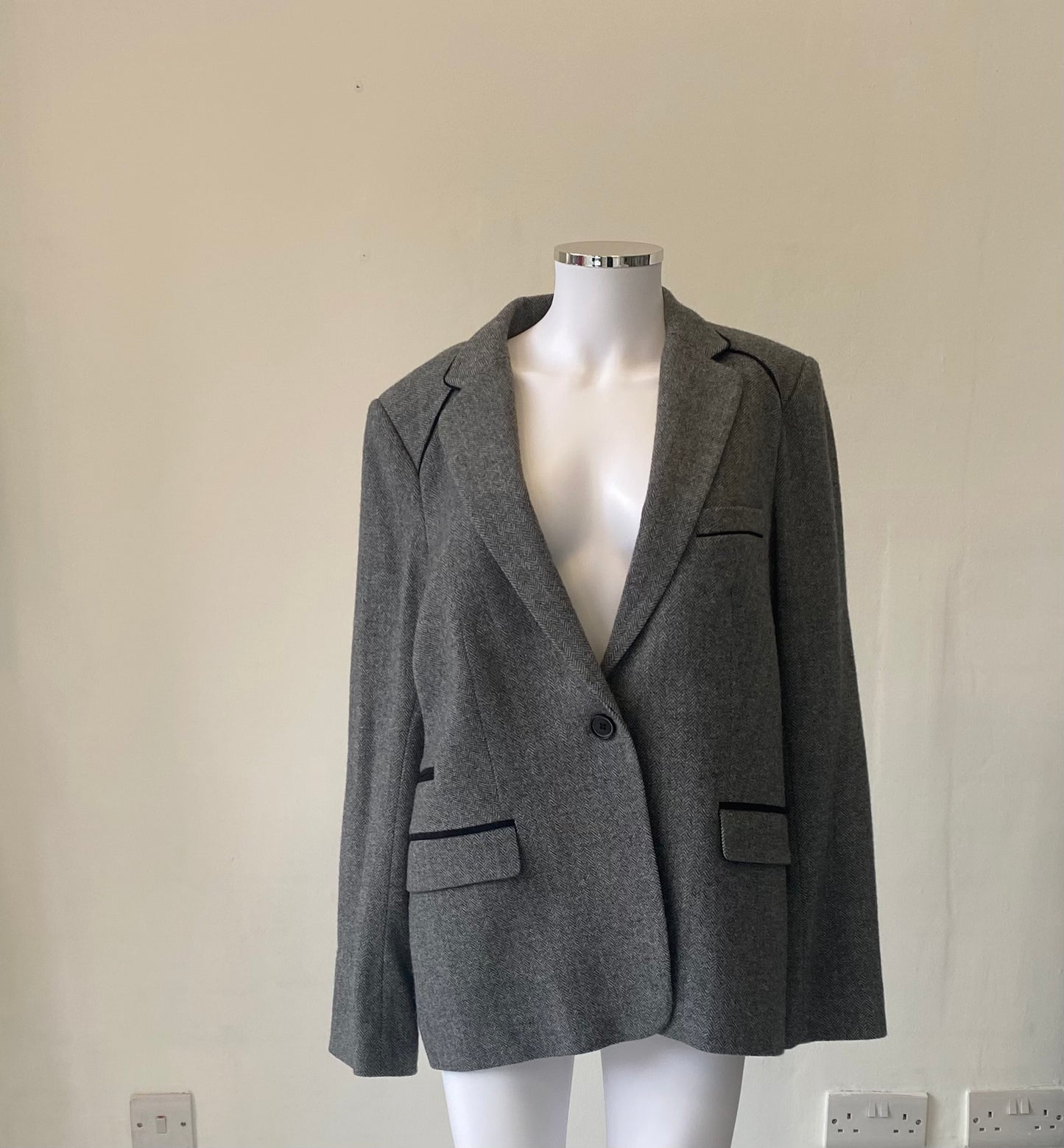 Gerard Darel Tweed Jacket Size 16-18