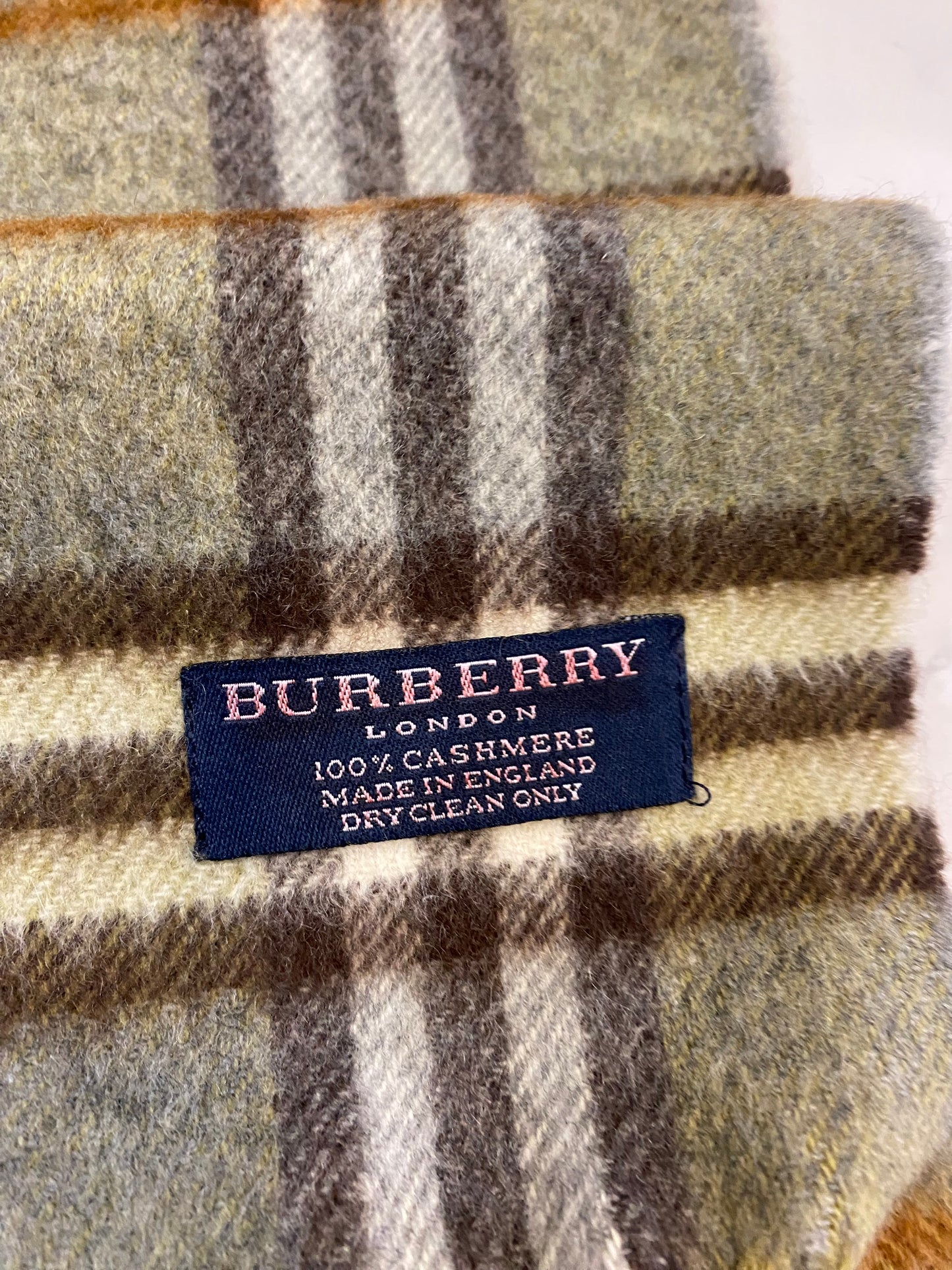 Burberry 100% Vintage Classic Checked