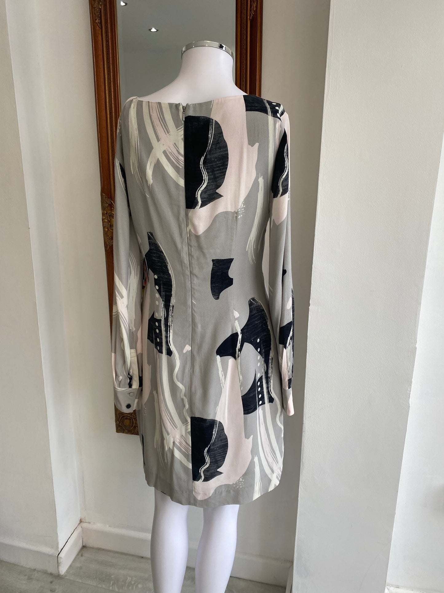 Oliver Bonas Grey Printed Dress Size 8