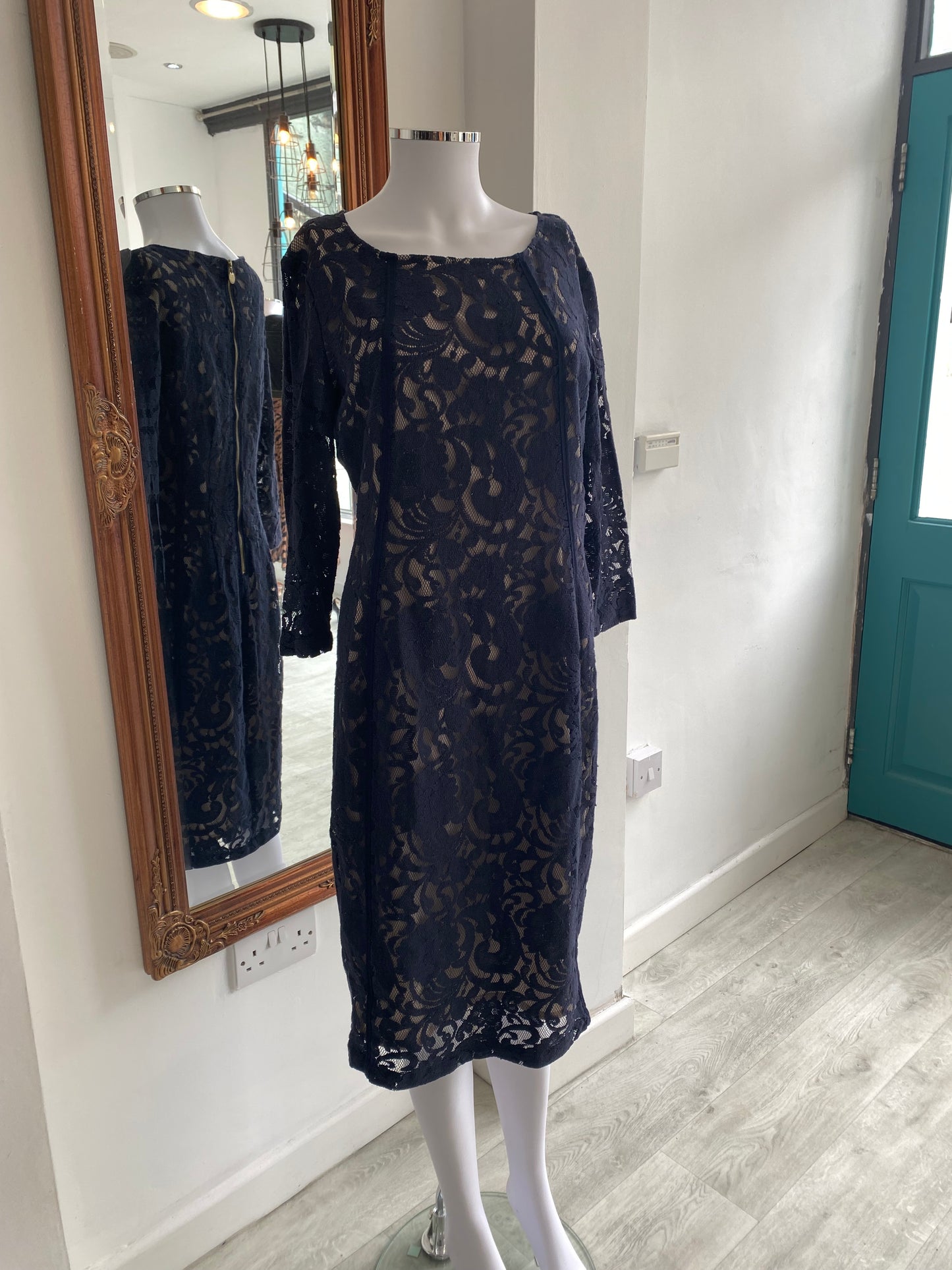 In Wear Midnight Blue Lace Dress Size 16