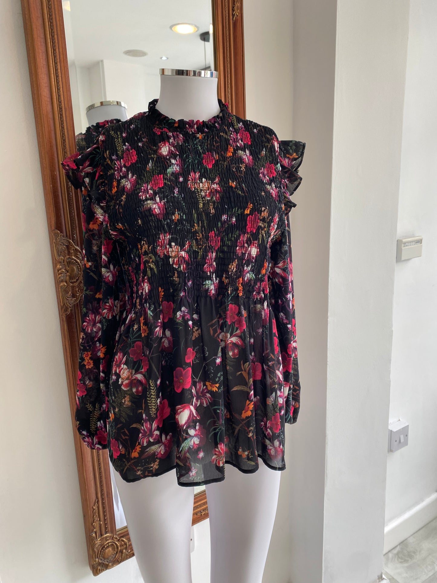 Ted Baker Floral Print Long Sleeved Floaty Top Size 10